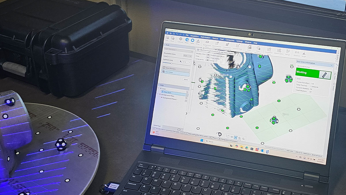 the computer program showing the scanned part getting analyzed.