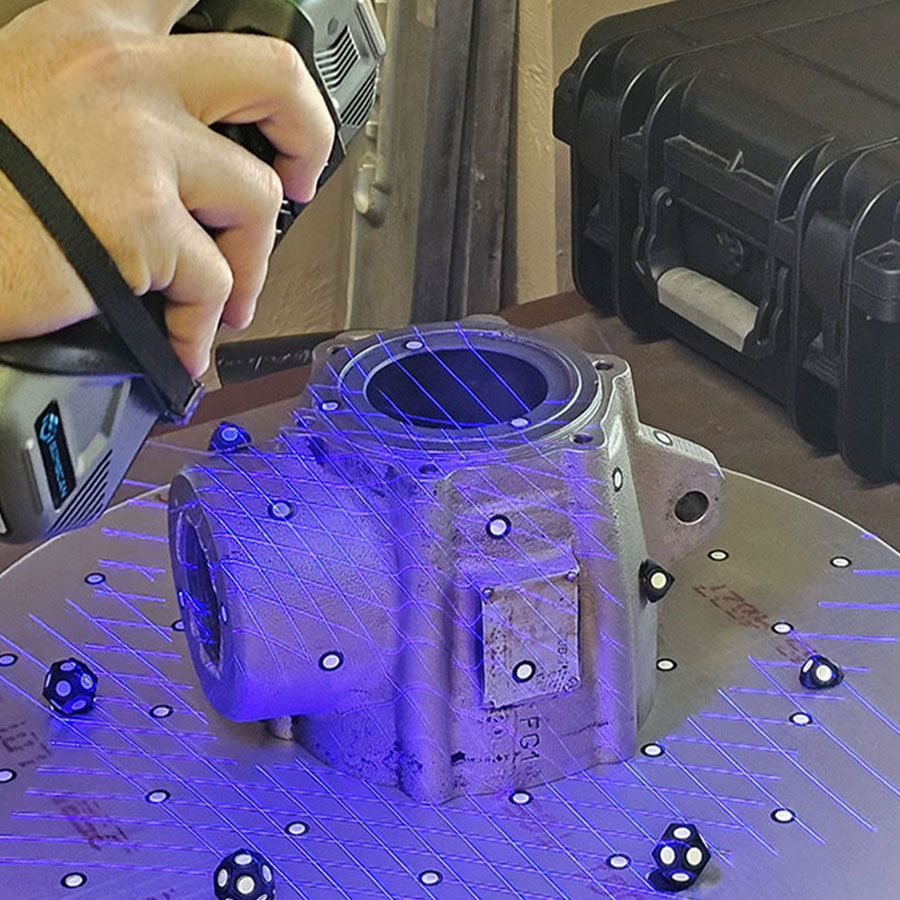 SIMSCAN 3D scanner is an important tool for form measurement and reverse engineering at JTD.